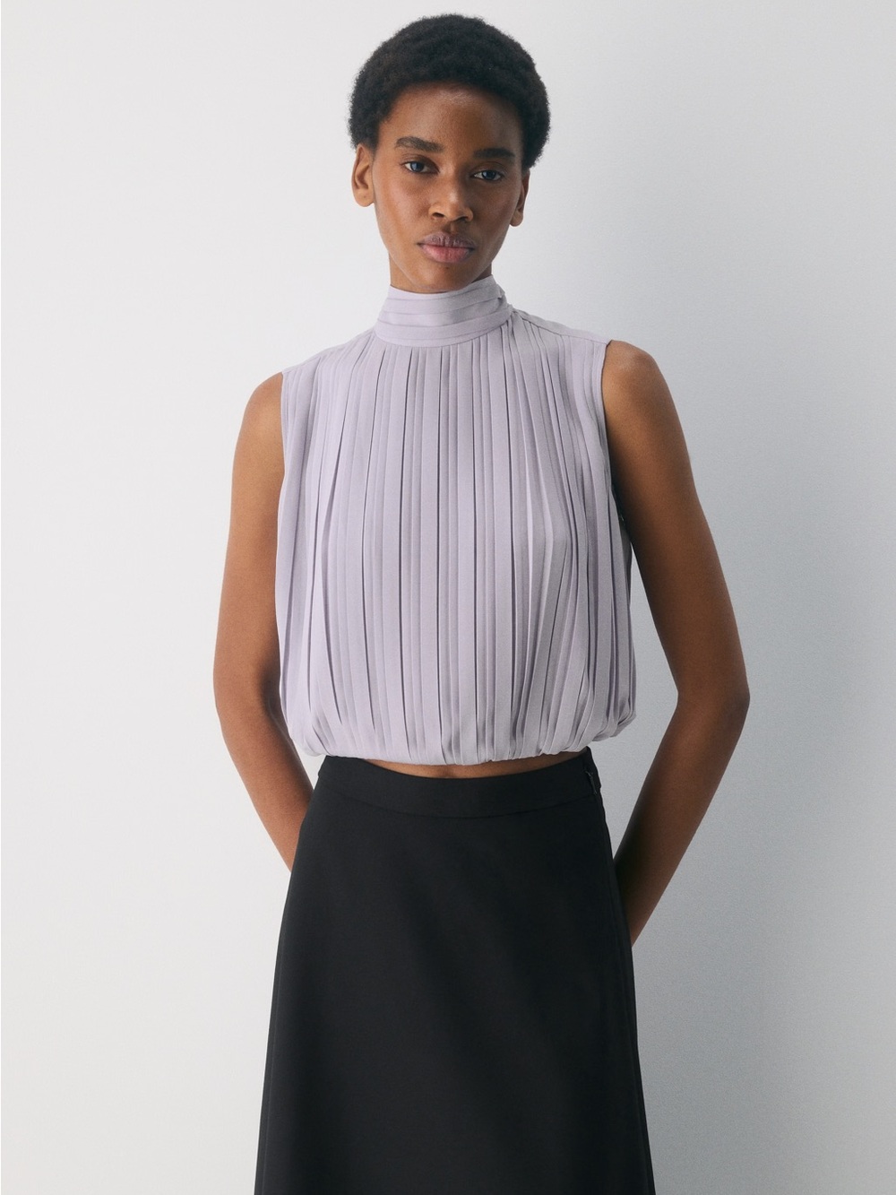 Aritzia Babaton light purple blouse with pleated detailing, size S